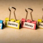 =Ilustração sobre serviços financeiros e tecnologia.